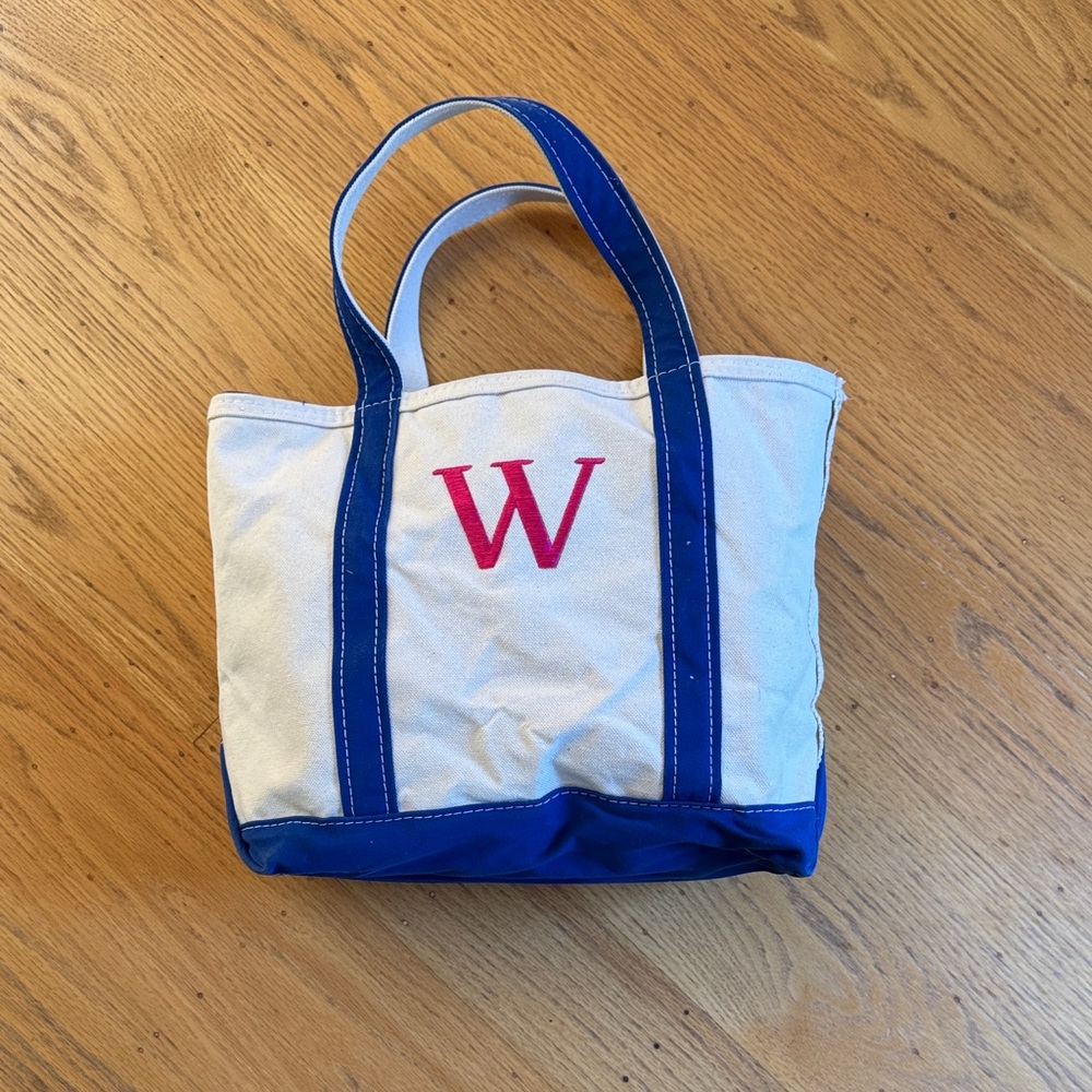 LL Bean Boat and Tote Small with Zip Top